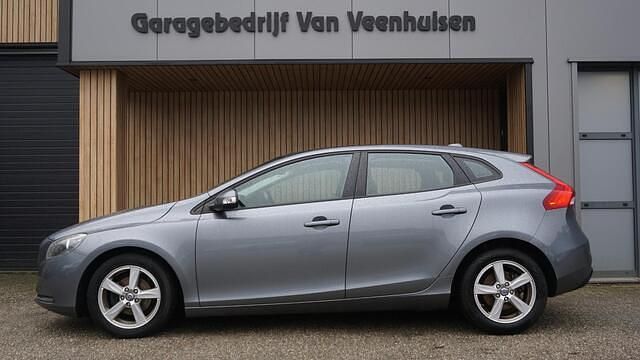 Occasion Volvo V40 Kinetic 114 PK (83 kW) 2014 Grijs Hatchback