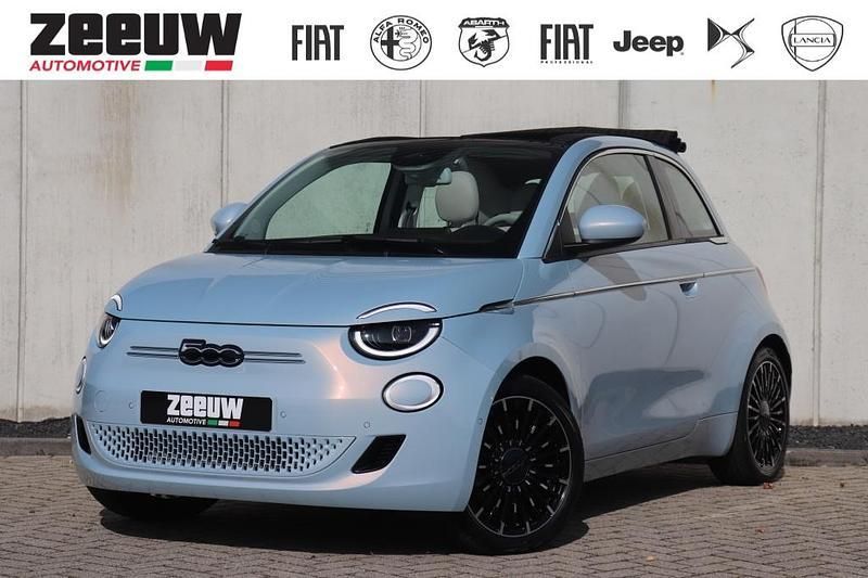 Blauw Gebruikt 2022 Fiat 500e La Prima Cabriolet | € 25.900 (Eerlijke prijs) - Afbeelding 1/4
