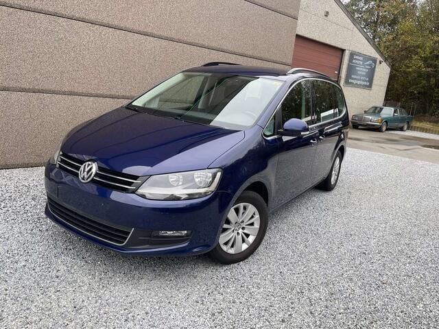 Blauw Gebruikt 2017 VW Sharan Comfortline MPV | € 19.990 - Afbeelding 1/4