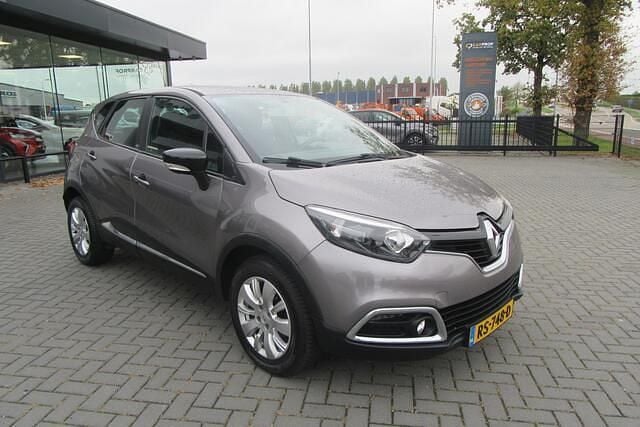 Grijs Gebruikt 2016 Renault Captur Expression SUV | € 5.950 (Goede deal) - Afbeelding 1/3
