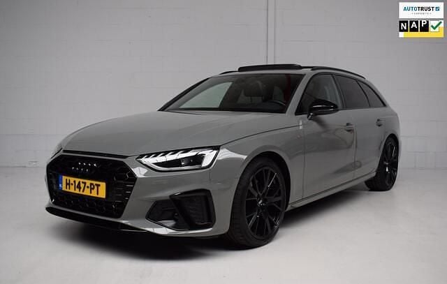 Grijs Gebruikt 2020 Audi A4 S-Line Stationwagen | € 29.945 (Duur) - Afbeelding 1/4
