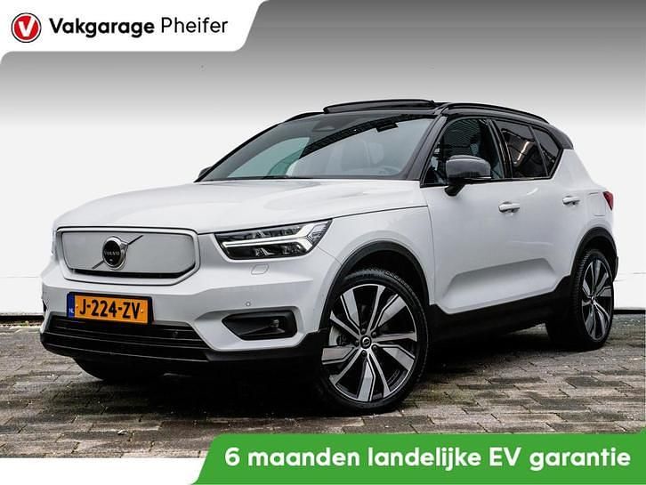 Wit Occasion 2020 Volvo XC40 R-Design SUV | € 21.740 (Eerlijke prijs) - Afbeelding 1/4