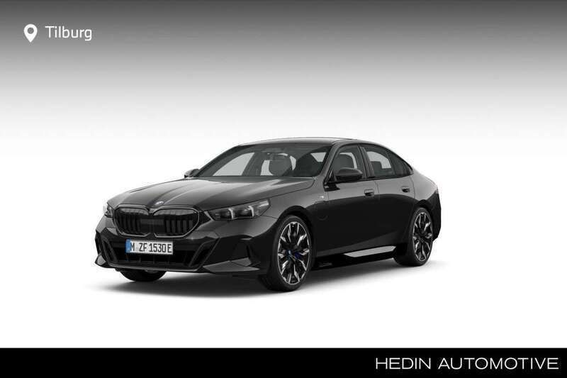 Zwart Nieuw 2025 BMW 530e M Sport Sedan | € 85.058 (Duur) - Afbeelding 1/4