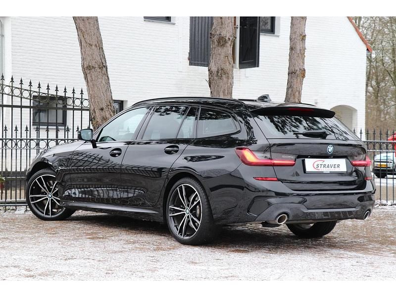 Occasion BMW 330 M Sport 293 PK (215 kW) 2022 Zwart Stationwagen