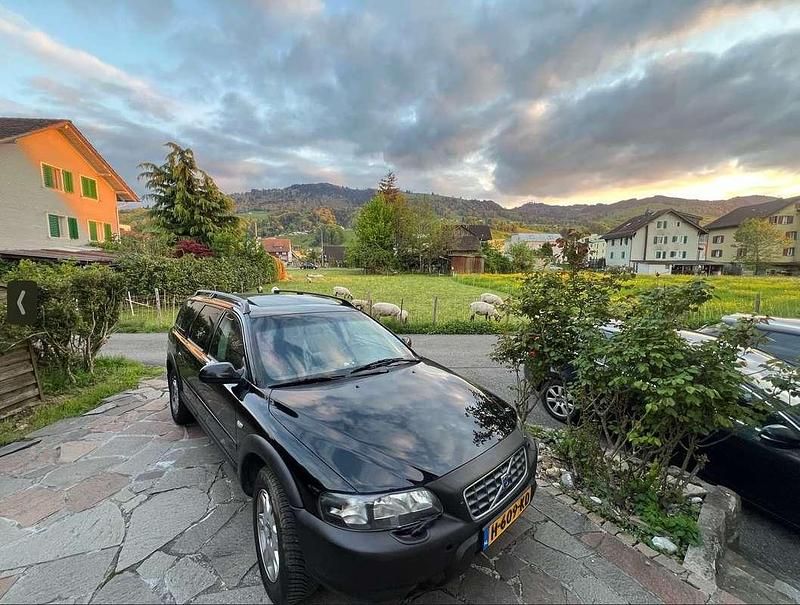 Zwart Gebruikt 2001 Volvo XC70 Stationwagen | € 8.950 - Afbeelding 1/4