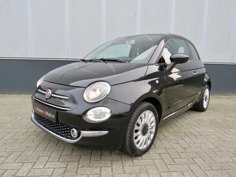 Zwart Gebruikt 2018 Fiat 500 Lounge Hatchback | € 10.950 (Eerlijke prijs) - Afbeelding 1/3