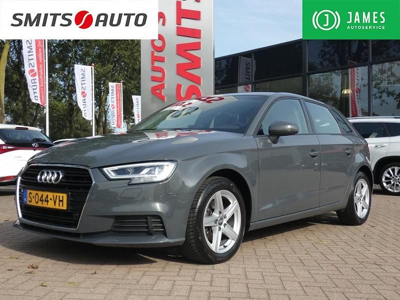 Occasion Audi A3 Sportback Proline 2019 Grijs Hatchback