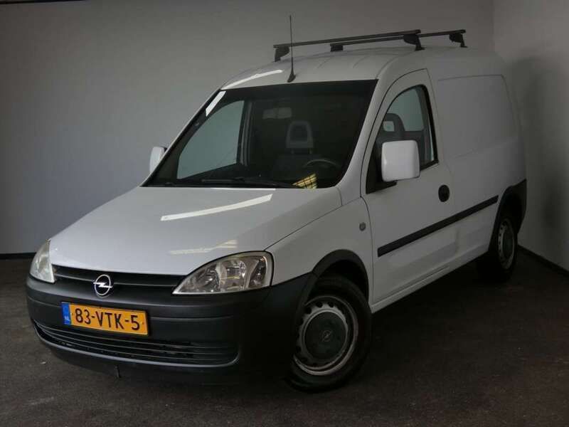 Wit Gebruikt 2008 Opel Combo Comfort MPV | € 1.950 (Iets duurder) - Afbeelding 1/4
