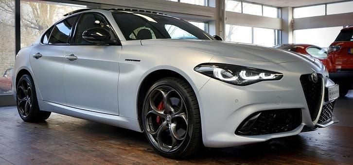 Occasion Alfa Romeo Giulia 282 PK (207 kW) 2023 Grijs Sedan