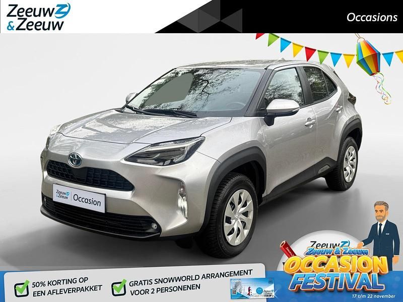 Grijs Gebruikt 2023 Toyota Yaris Cross Active SUV | € 24.935 (Eerlijke prijs) - Afbeelding 1/4