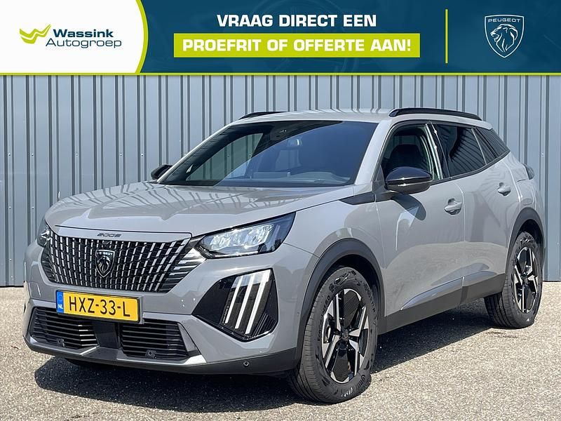 Grijs Gebruikt 2024 Peugeot 2008 Allure SUV | € 29.885 - Afbeelding 1/4