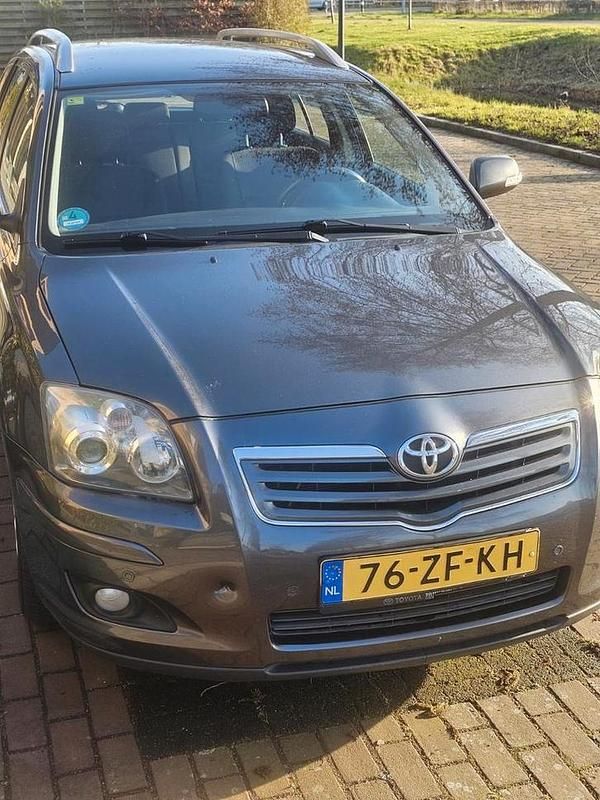 Occasion 2008 Toyota Avensis T2 | € 3.800 - Afbeelding 1/4