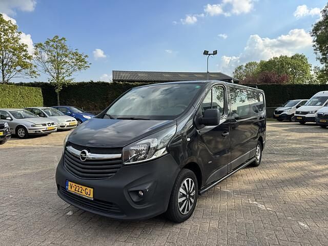 Zwart Gebruikt 2017 Opel Vivaro Van | € 5.995 (Super prijs) - Afbeelding 1/4