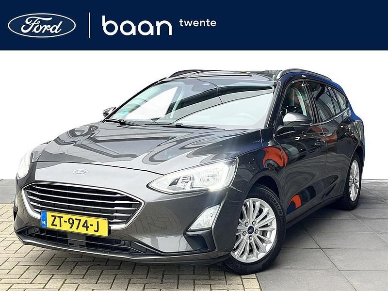 Grijs Occasion 2019 Ford Focus Business Edition Stationwagen | € 15.900 (Eerlijke prijs) - Afbeelding 1/4