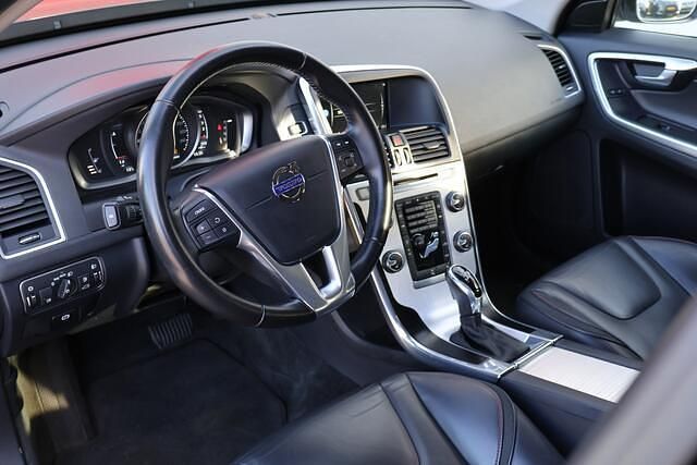 Occasion Volvo XC60 Ocean Race 150 PK (110 kW) 2016 Zwart SUV