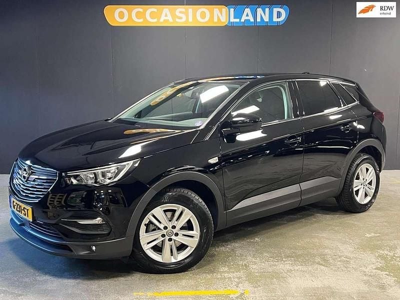 Zwart Gebruikt 2019 Opel Grandland X Innovation SUV | € 13.450 (Super prijs) - Afbeelding 1/4