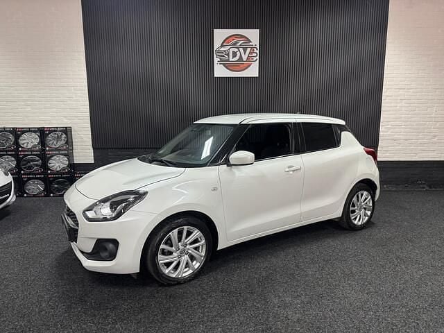 Occasion Suzuki Swift Style 83 PK (61 kW) 2023 Wit Hatchback