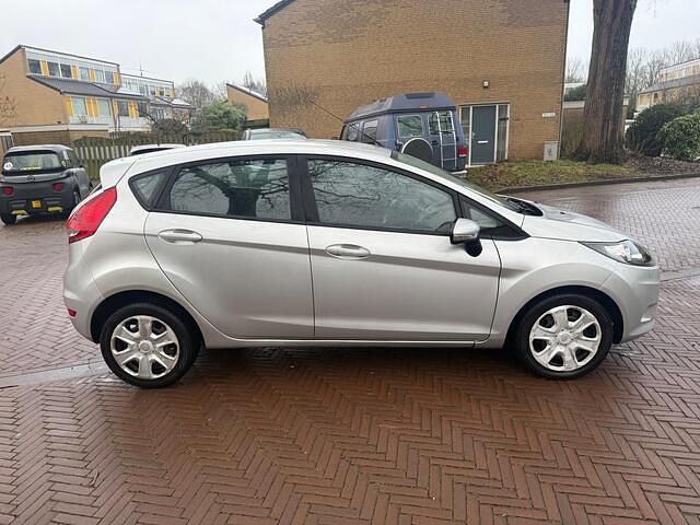 Occasion Ford Fiesta 60 PK (44 kW) 2011 Grijs Hatchback