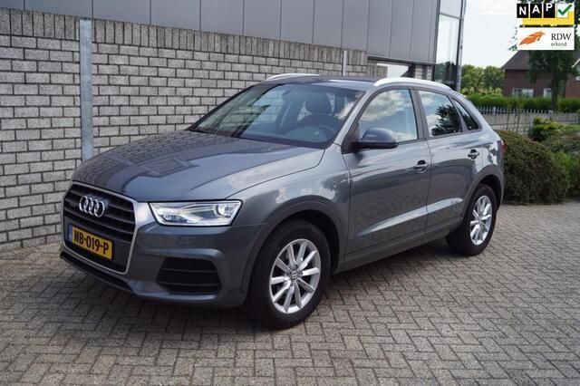 Grijs Gebruikt 2017 Audi Q3 Proline SUV | € 22.450 (Eerlijke prijs) - Afbeelding 1/4