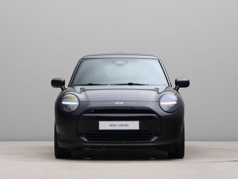 Nieuw Mini Cooper 135 kW (184 PK) 2026 Zwart Hatchback