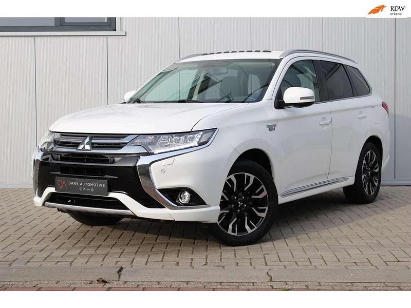 Occasion Mitsubishi Outlander P-HEV 121 PK (88 kW) 2017 Wit SUV