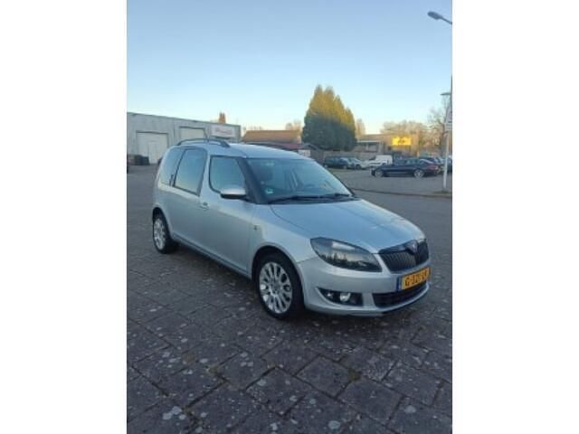 Grijs Occasion 2015 Skoda Roomster Drive MPV | € 6.450 (Eerlijke prijs) - Afbeelding 1/4