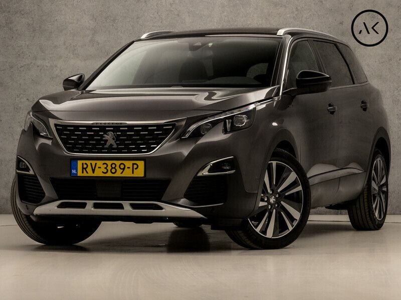 Grijs Gebruikt 2018 Peugeot 5008 GT-line MPV | € 20.445 (Eerlijke prijs) - Afbeelding 1/4