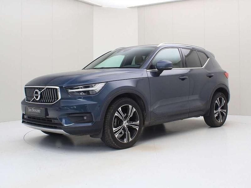 Blauw Gebruikt 2021 Volvo XC40 Inscription SUV | € 26.950 (Goede deal) - Afbeelding 1/4