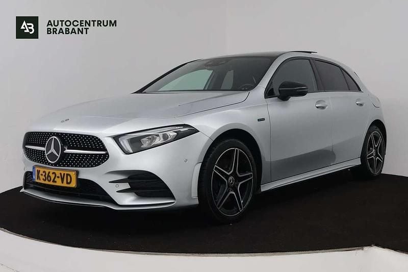 Occasion Mercedes A250 Business 160 PK (117 kW) 2021 Grijs Hatchback