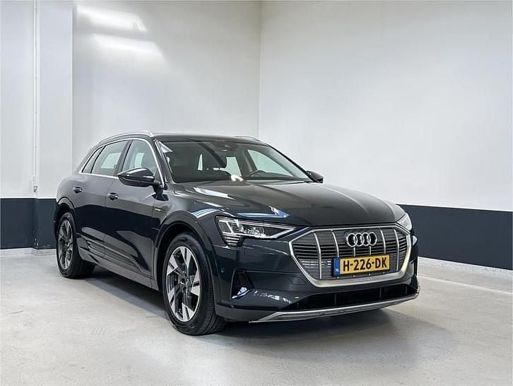 Gebruikt 2019 Audi e-tron SUV | € 21.949 - Afbeelding 1/1