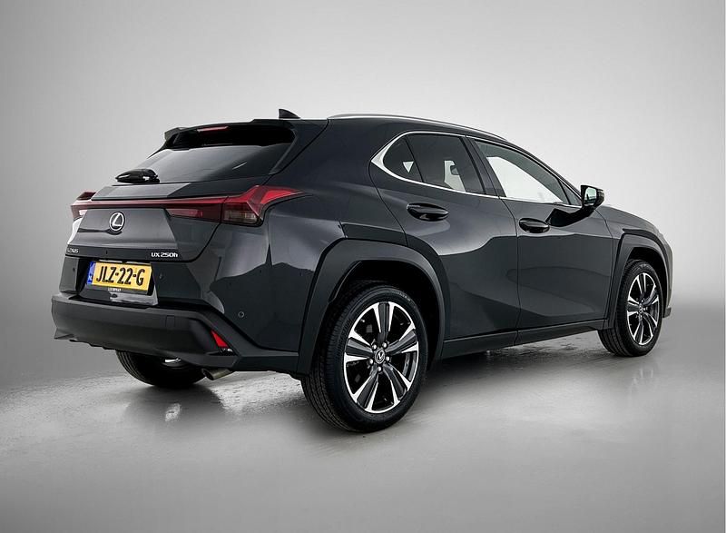 Occasion Lexus UX 250h Business Edition 184 PK (135 kW) 2023 Zwart SUV