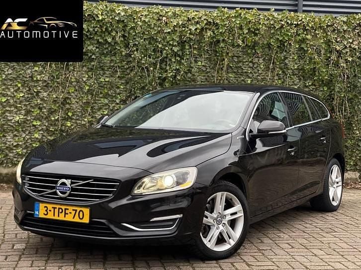 Zwart Occasion 2014 Volvo V60 Summum Stationwagen | € 6.450 (Goede deal) - Afbeelding 1/4