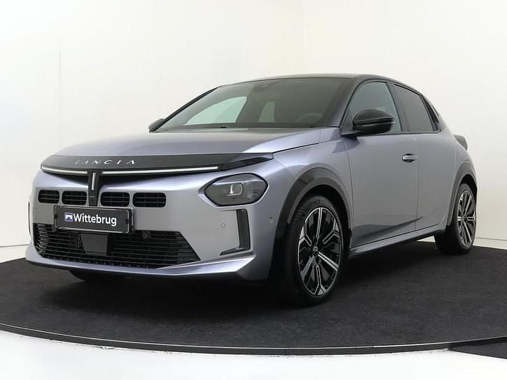 Occasion Lancia Ypsilon 101 PK (74 kW) 2025 Grijs Hatchback