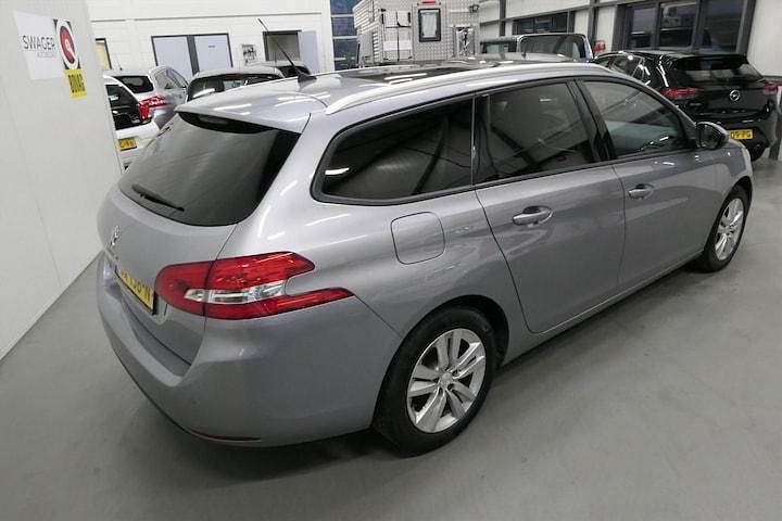 Occasion Peugeot 308 110 PK (80 kW) 2018 Grijs Hatchback