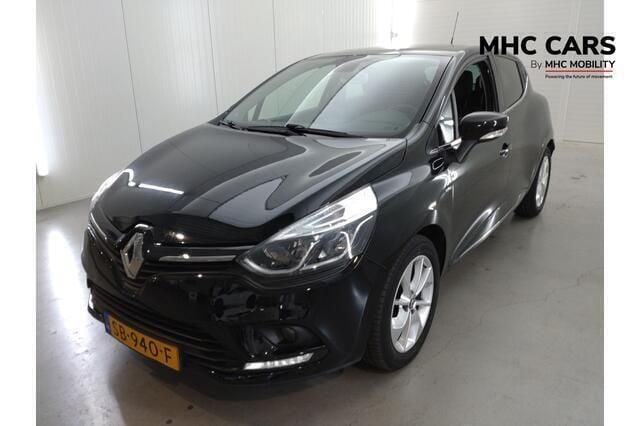 Zwart Gebruikt 2018 Renault Clio IV Intens Hatchback | € 10.900 (Eerlijke prijs) - Afbeelding 1/4