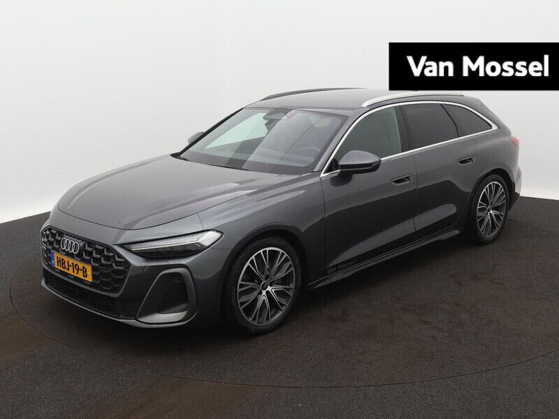 Grijs Gebruikt 2025 Audi A5 Sport Coupé | € 63.900 - Afbeelding 1/4