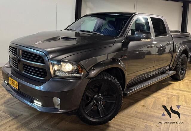 Grijs Gebruikt 2015 Dodge Ram Pickup | € 23.940 (Eerlijke prijs) - Afbeelding 1/4
