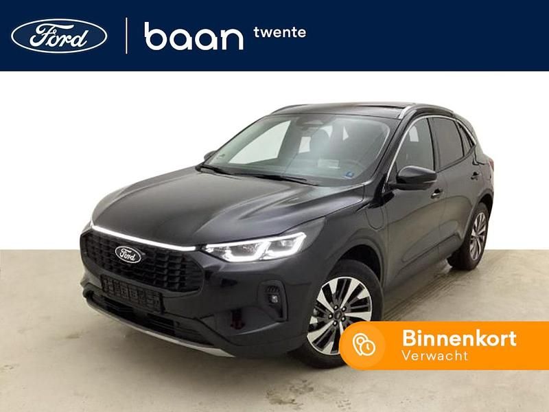 Zwart (metallic) Occasion 2024 Ford Kuga Titanium SUV | € 38.790 (Eerlijke prijs) - Afbeelding 1/4
