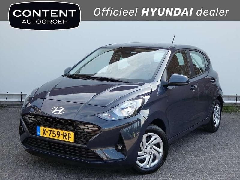 Occasion Hyundai i10 Comfort 67 PK (49 kW) 2024 Grijs metallic Hatchback