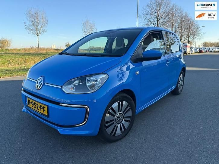Blauw Gebruikt 2016 VW e-up! Hatchback | € 6.799 - Afbeelding 1/4