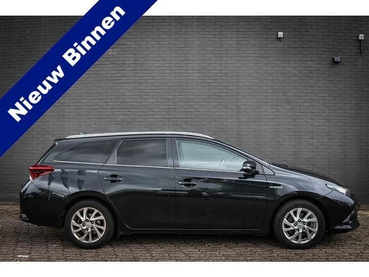 Gebruikt 2018 Toyota Auris Touring Sports Stationwagen | € 15.950 (Eerlijke prijs) - Afbeelding 1/1