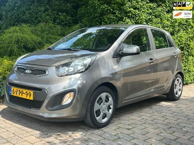 Grijs Gebruikt 2013 Kia Picanto Comfort Hatchback | € 7.250 (Eerlijke prijs) - Afbeelding 1/4