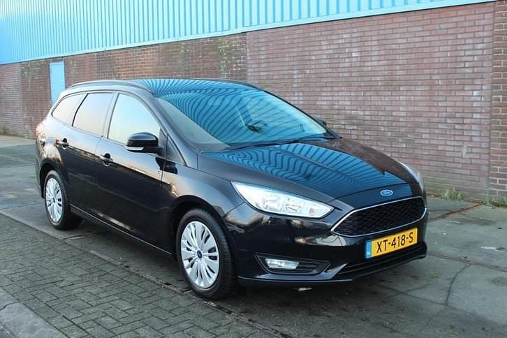Zwart Occasion 2018 Ford Focus Titanium Stationwagen | € 5.692 (Eerlijke prijs) - Afbeelding 1/4