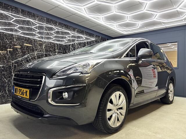 Grijs Occasion 2014 Peugeot 3008 Style MPV | € 6.250 (Eerlijke prijs) - Afbeelding 1/4
