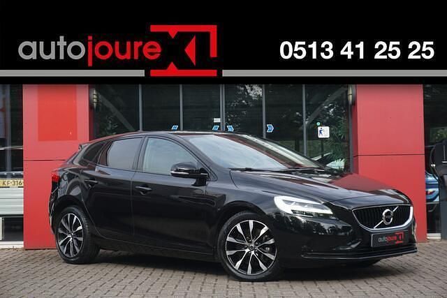 Zwart Gebruikt 2019 Volvo V40 Dynamic Stationwagen | € 16.999 (Duur) - Afbeelding 1/4