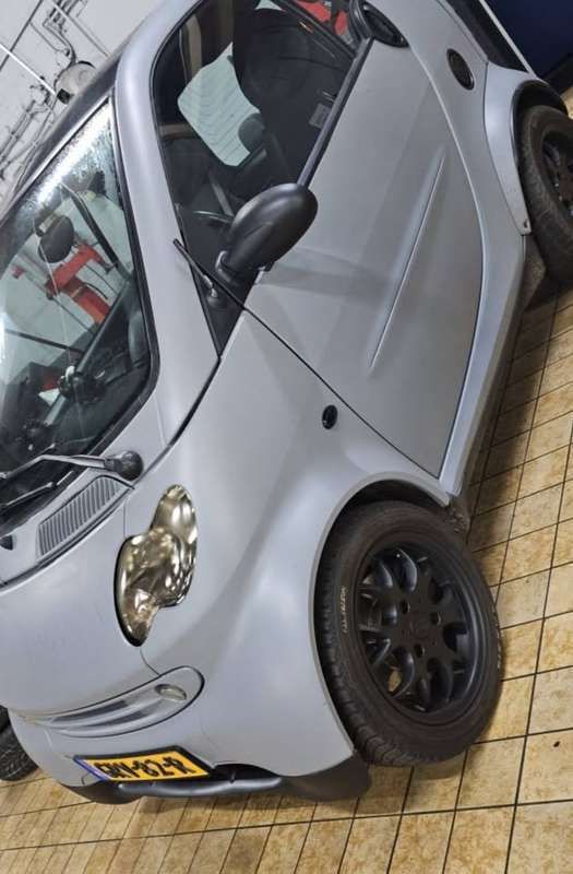 Grijs Gebruikt 2003 Smart ForTwo Coupé Cabriolet | € 2.100 (Eerlijke prijs) - Afbeelding 1/4