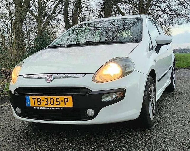 Occasion Fiat Punto Business 77 PK (56 kW) 2011 Wit MPV
