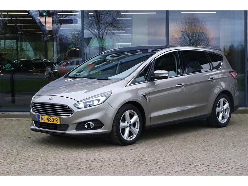 Occasion Ford S-MAX Titanium 161 PK (118 kW) 2017 Grijs (metallic) MPV