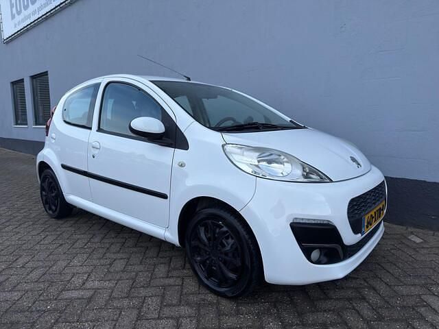 Occasion Peugeot 107 Active 68 PK (50 kW) 2012 Wit Hatchback