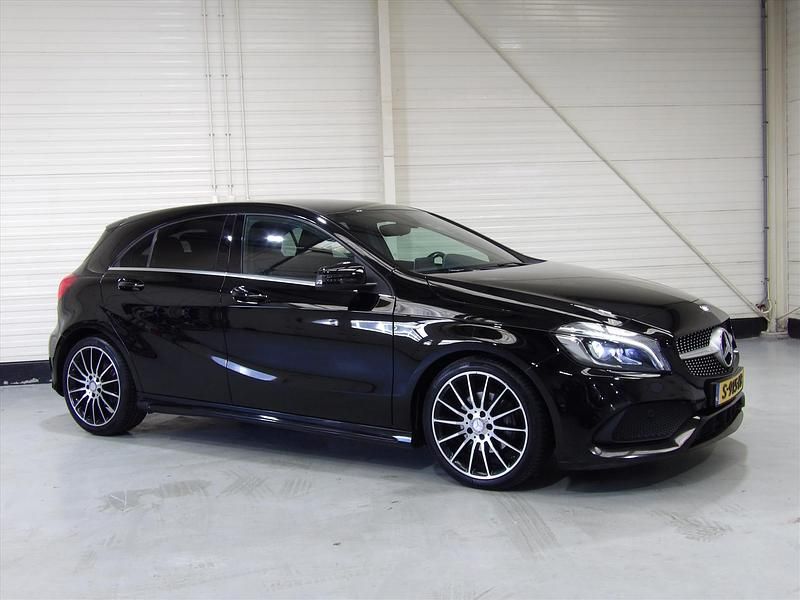 Occasion Mercedes A180 AMG 123 PK (90 kW) 2017 Hatchback Hatchback